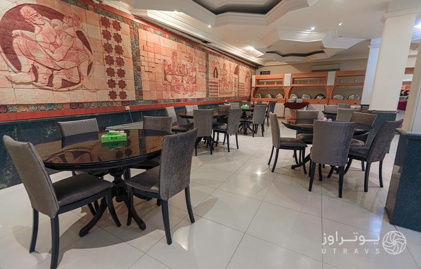 رستوران هتل جواهری مشهد